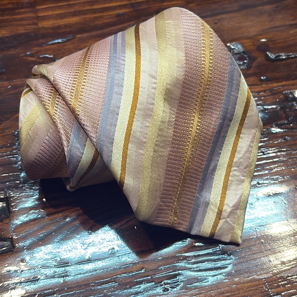 Kenneth Cole Mens 100% Silk‎ Striped Neck Tie – Classic Formal